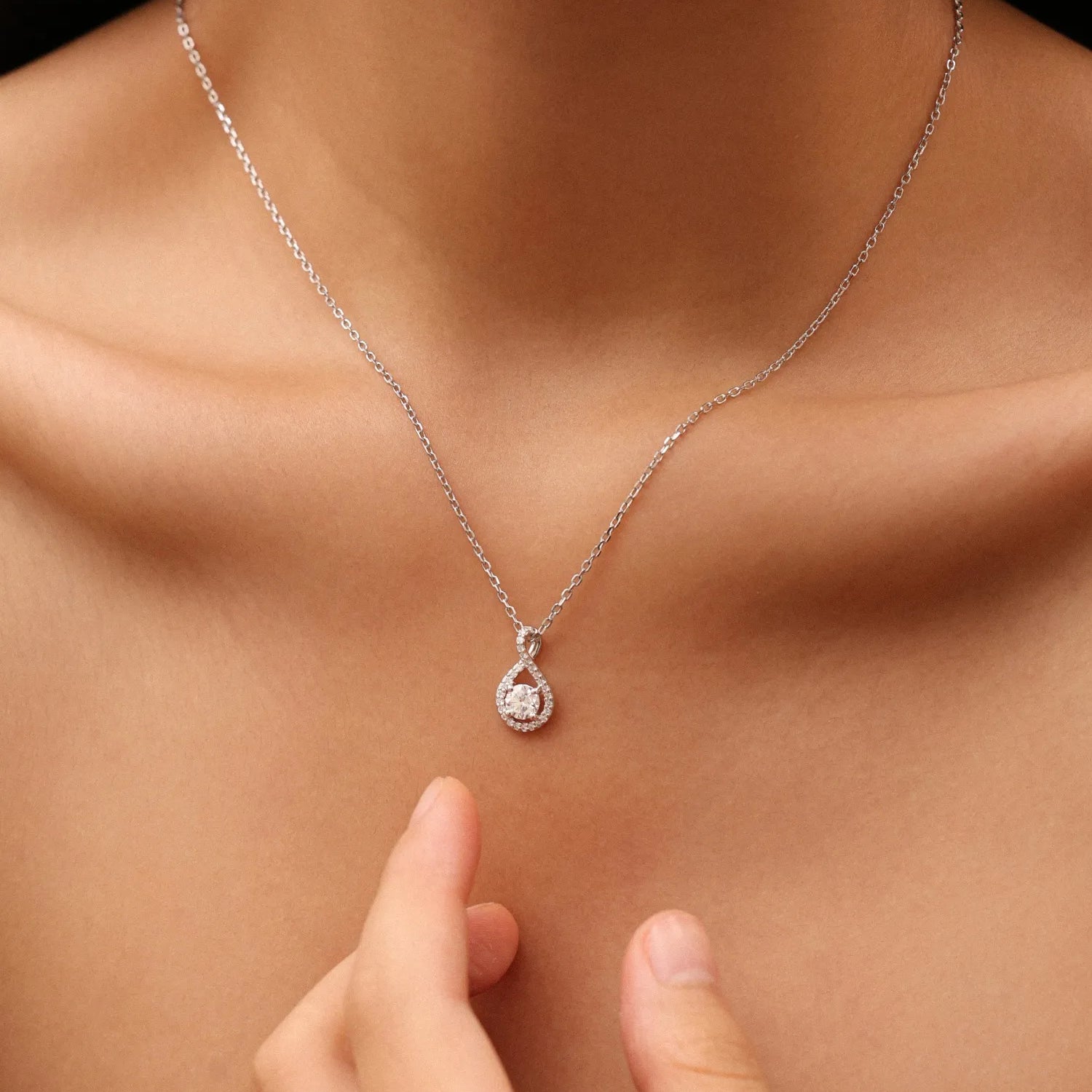"Eternal Radiance" Lab Grown Diamond Infinity Pendant Necklace