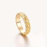 Twist Texture Gold Ring For Women Image丨Agvana Jewelry