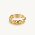 Twist Texture Gold Ring For Women Image丨Agvana Jewelry
