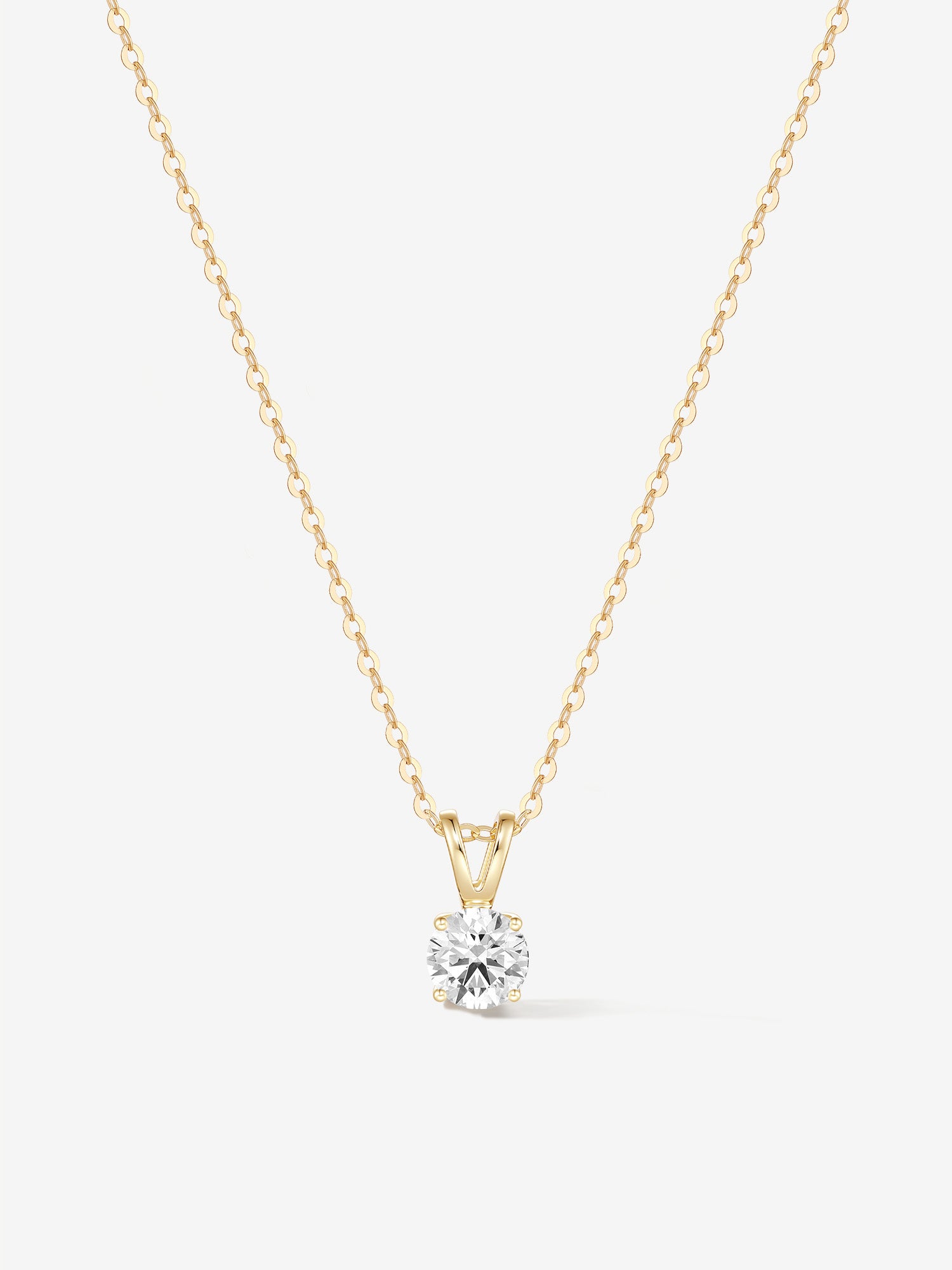 Agvana 14K gold necklace with a diamond pendant
